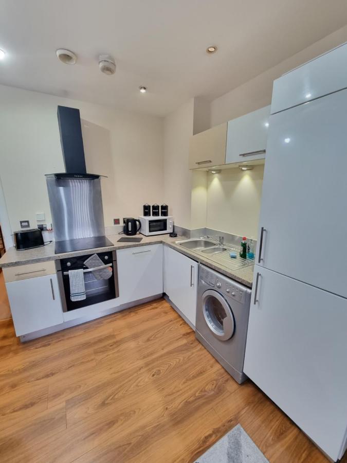 2 Bedroom - City Centre Location - Perfect For Family'S 布雷得佛 外观 照片